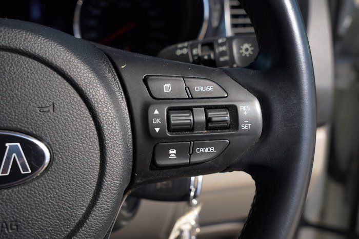 2020 Kia Carnival Si