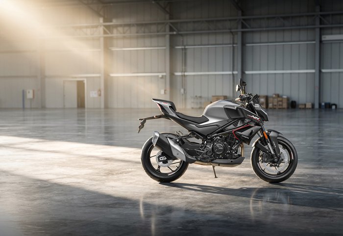 CFMOTO MY26 450NK ABS