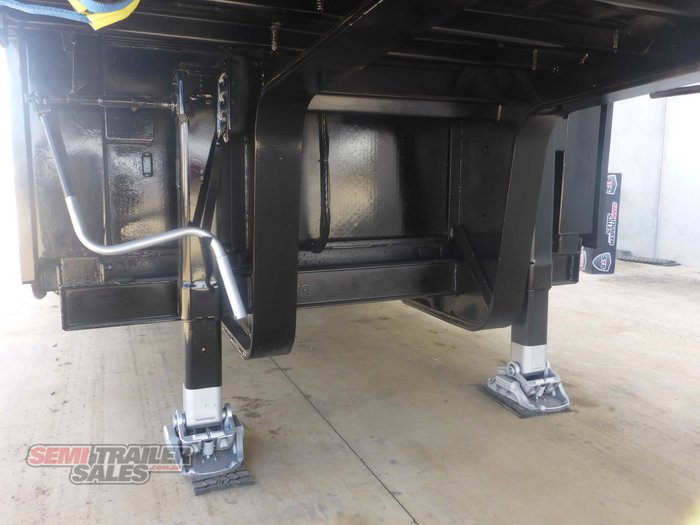 2009 Vawdrey 22 Pallet Double Dropdeck Road Train Lead