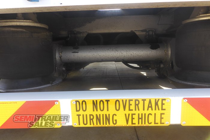 2004 Maxitrans 12 Pallet Dropdeck A Trailer