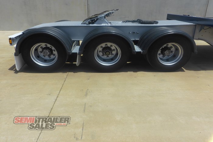 2004 Maxitrans 12 Pallet Dropdeck A Trailer