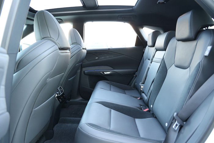 2025 Lexus RX500H RX500H F Sport Performance 2.4L T Hybrid Automatic Wagon 0F37330 002