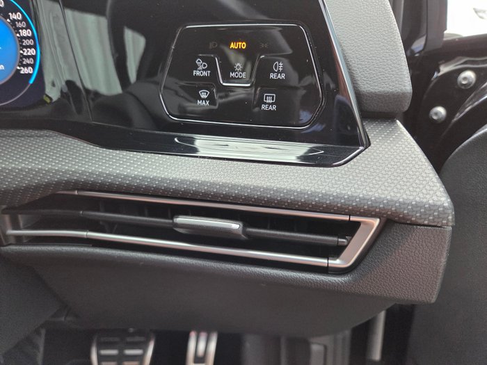 2022 VOLKSWAGEN GOLF MY23 R-LINE BLACK