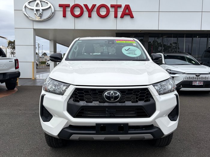2024 Toyota Hilux 4x4 SR 2.8L T Diesel Automatic Double Cab