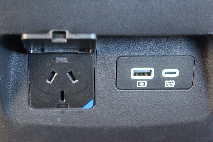 2025 BYD SHARK 6 Premium