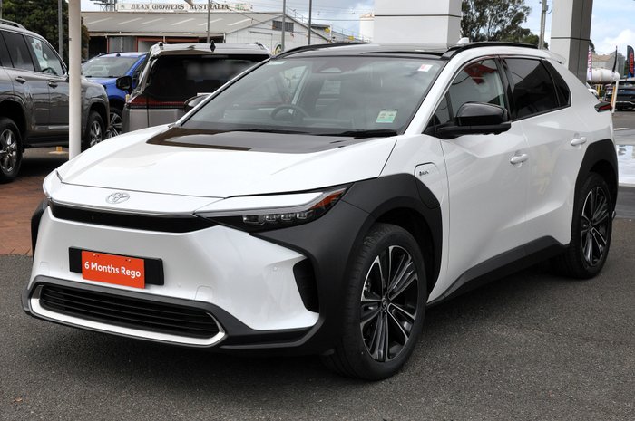2023 Toyota bZ4x Standard AWD 71.4 kWh Li-ion batt Automatic Wagon