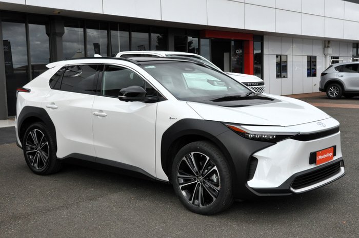 2023 Toyota bZ4x Standard AWD 71.4 kWh Li-ion batt Automatic Wagon