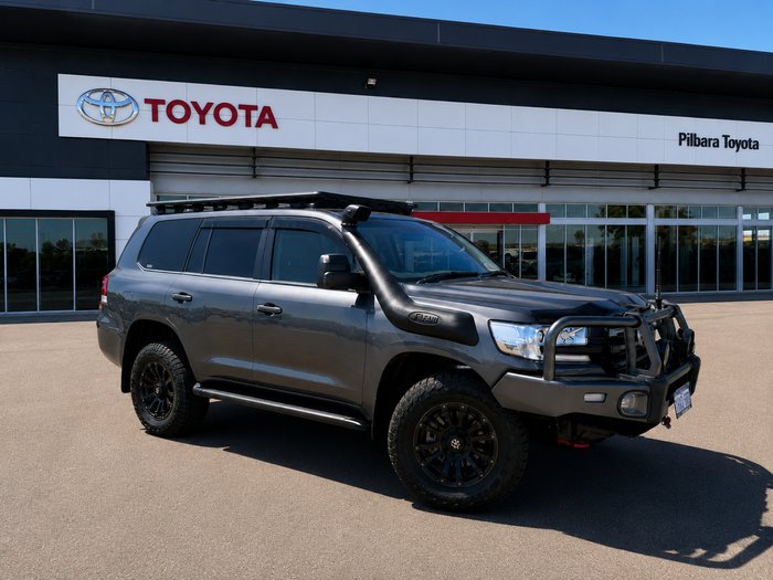 2020 Toyota LANDCRUISER