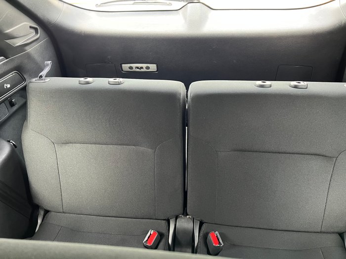 2022 MITSUBISHI OUTLANDER ES 7 SEAT (2WD)