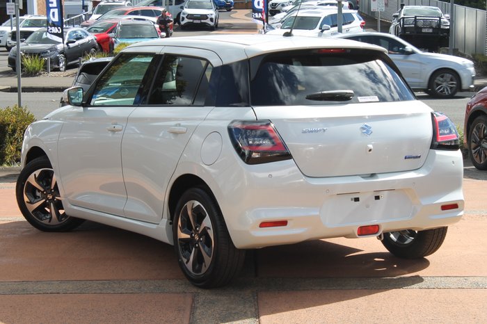 2026 Suzuki Swift Hybrid GLX