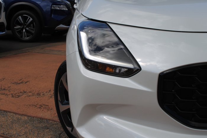 2026 Suzuki Swift Hybrid GLX