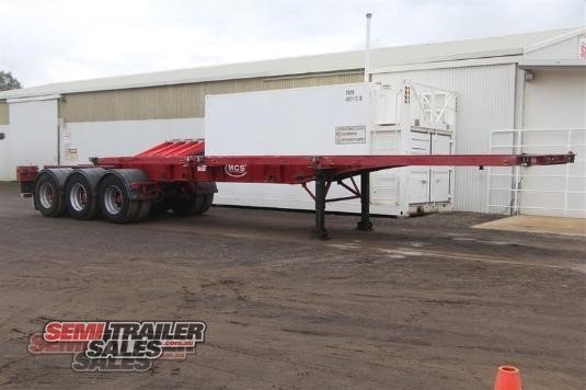 2001 Maxitrans 40FT Retractable Skel