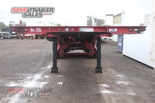 2001 Maxitrans 40FT Retractable Skel