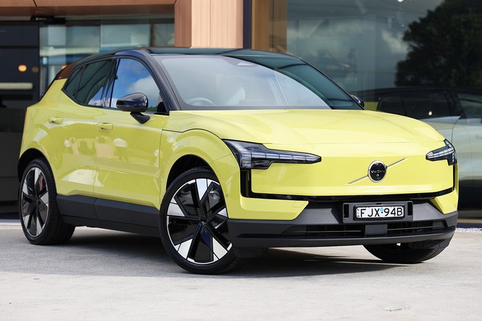 2023 Volvo EX30 Single Motor Extended Range Ultra