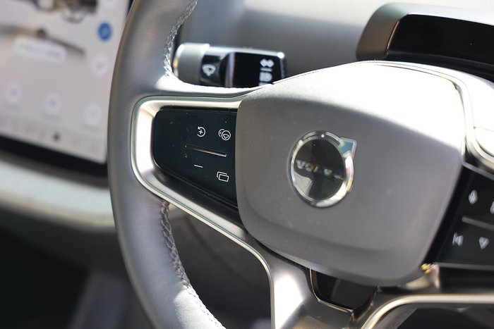 2023 Volvo EX30 Single Motor Extended Range Ultra