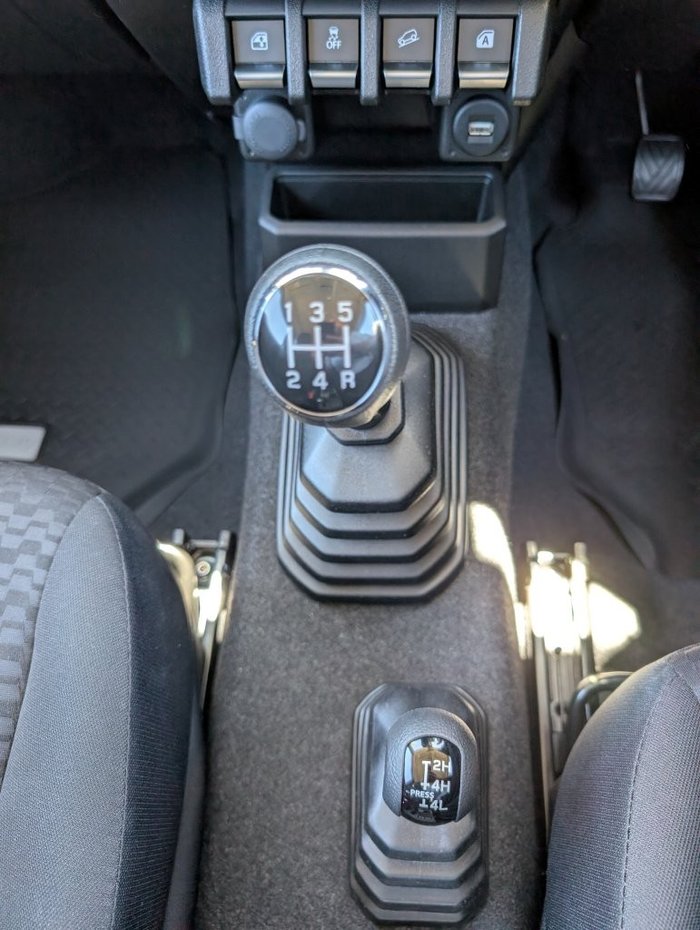 2025 Suzuki Jimny GLX