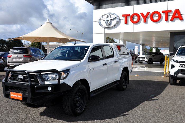 2020 Toyota Hilux 4x4 SR 2.8L T Diesel Automatic Double Cab 