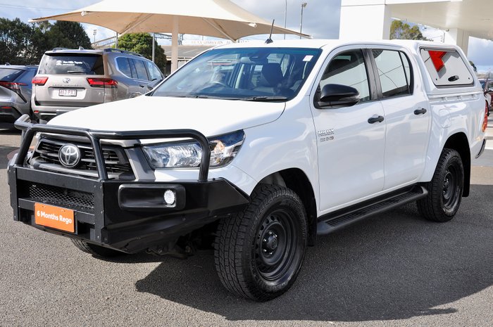 2020 Toyota Hilux 4x4 SR 2.8L T Diesel Automatic Double Cab 