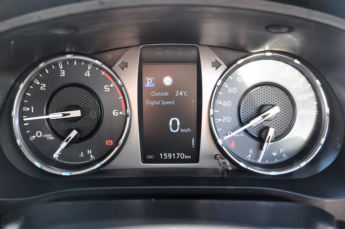 2020 Toyota Hilux 4x4 SR 2.8L T Diesel Automatic Double Cab 