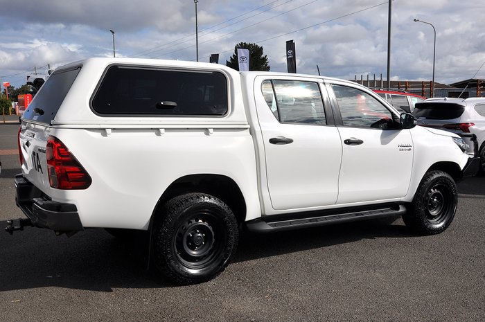 2020 Toyota Hilux 4x4 SR 2.8L T Diesel Automatic Double Cab 
