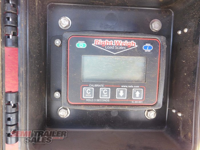 2005 Maxitrans Tip Through Bin B Double Set