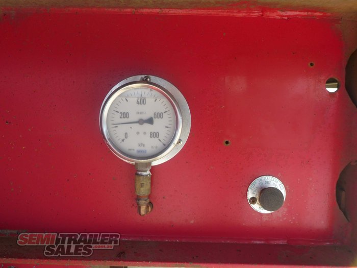 2005 Maxitrans Tip Through Bin B Double Set
