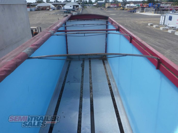 2005 Maxitrans Tip Through Bin B Double Set