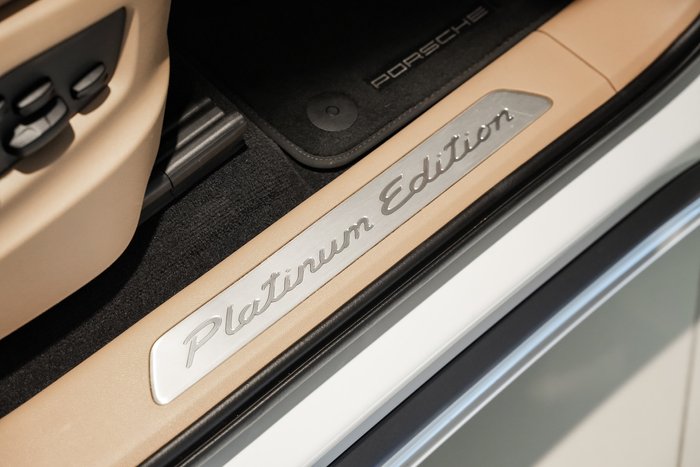 2022 Porsche Cayenne Platinum Edition