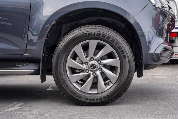 2021 Isuzu MU-X LS-U