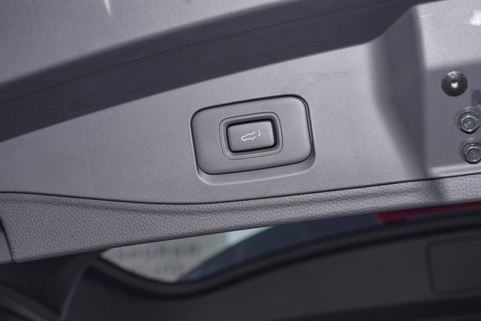 2021 Isuzu MU-X LS-U