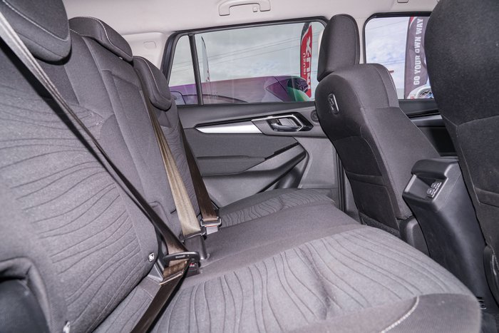 2021 Isuzu MU-X LS-U