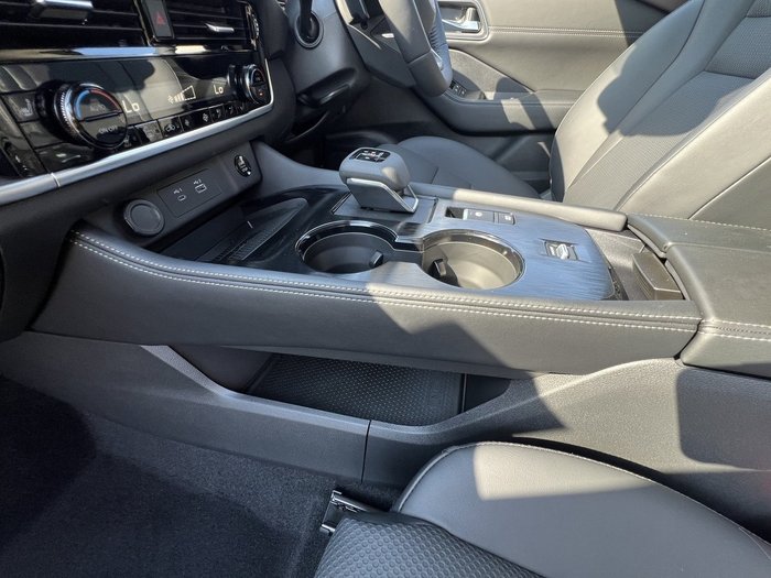 2025 NISSAN XTRAIL N-TREK