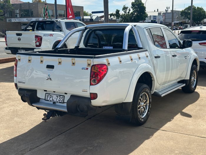 2011 MITSUBISHI TRITON GLR