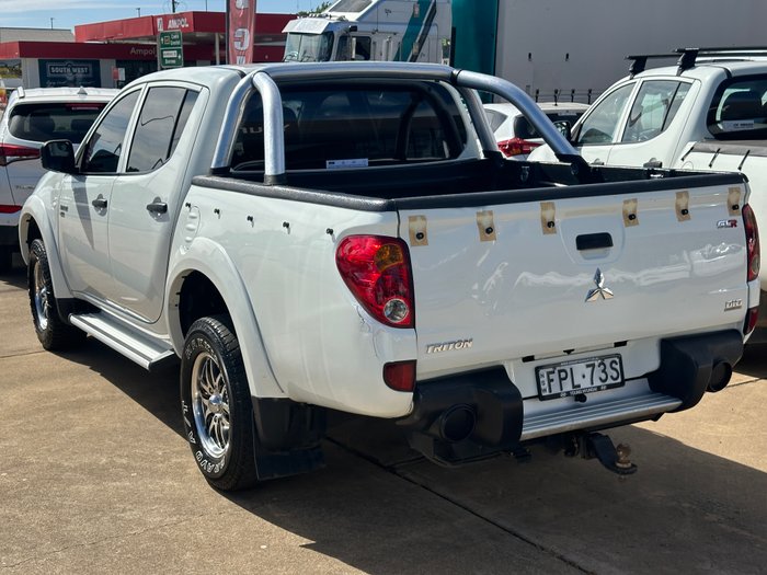 2011 MITSUBISHI TRITON GLR