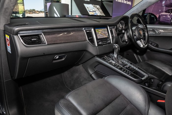 2016 Porsche Macan Turbo