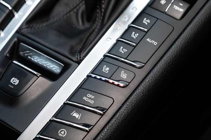 2016 Porsche Macan Turbo