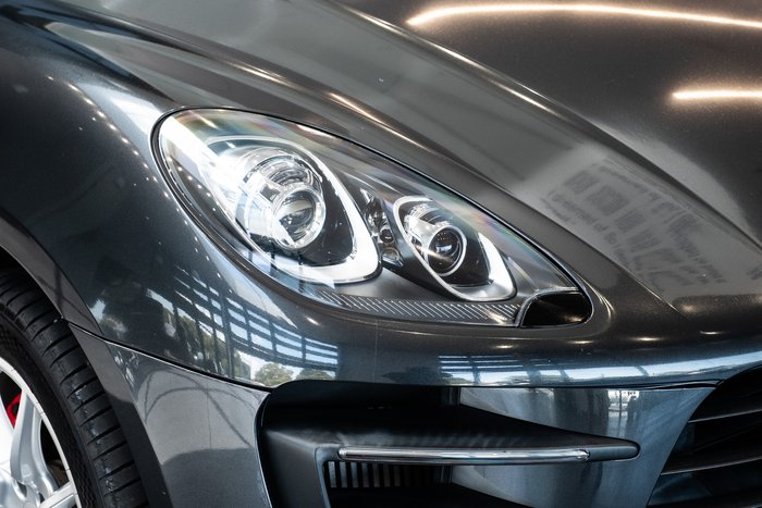 2016 Porsche Macan Turbo