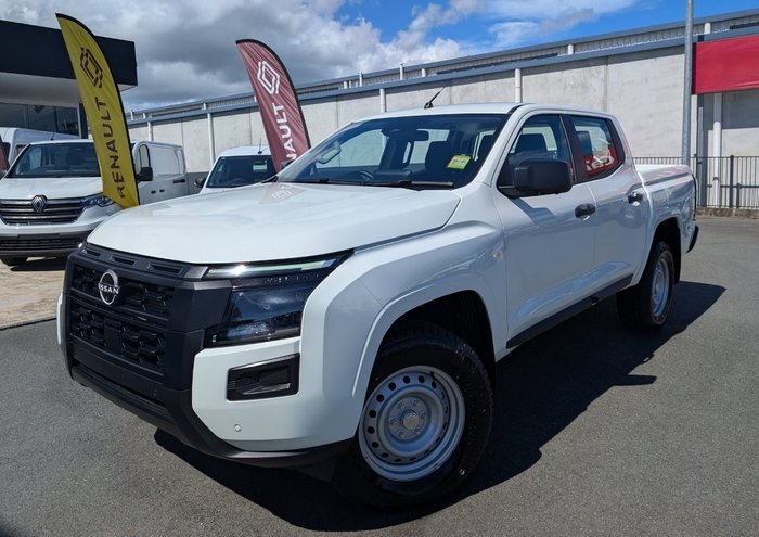 2025 NISSAN NAVARA SL