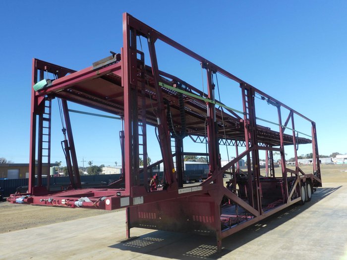 2010 Runge Bogie Car Carrier