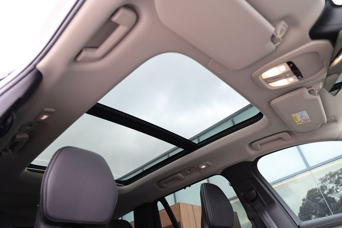 2025 Volvo XC90 Ultra B5 Dark