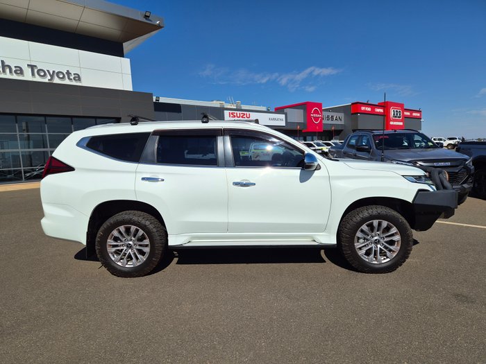 2022 MITSUBISHI PAJERO SPORT