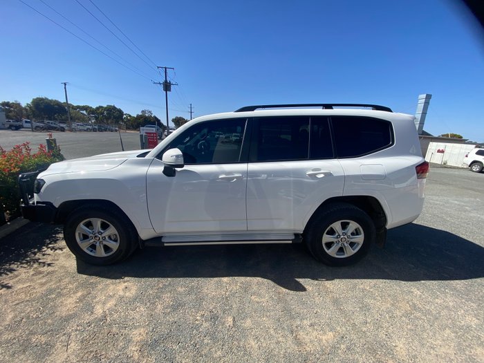 2022 Toyota Landcruiser