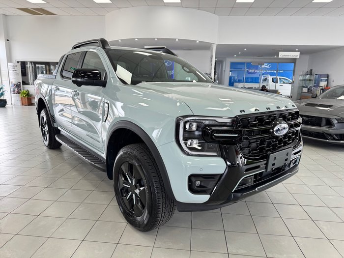 2025 Ford Ranger PHEV Stormtrak