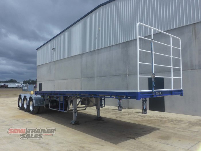 2020 Maxitrans 12 Pallet Flat Top A Trailer