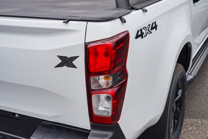 2025 Isuzu D-MAX X-RIDER