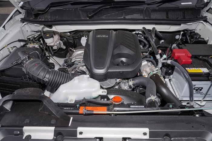 2025 Isuzu D-MAX X-RIDER