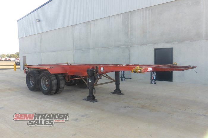 1970 Custom 20FT Skel