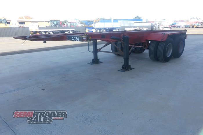 1970 Custom 20FT Skel