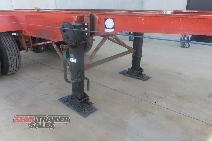 1970 Custom 20FT Skel