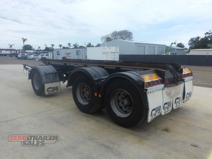 2006 Chris's Body Builders 3 Axle Bin Dog Trailer